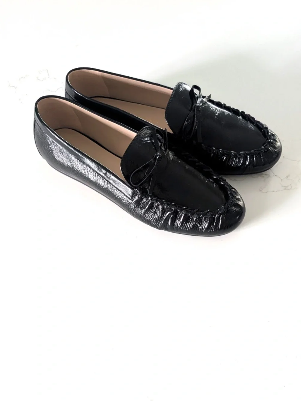Stuart Weitzman Britt Bow Loafers Black Crinkled Patent Leather Flats 9.5B NIB